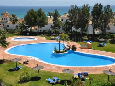 Apartamento Planta Baja en Duquesa Suites, Manilva
