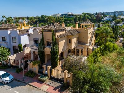 Villa Pareada en Marbella - Puerto Banus, Marbella