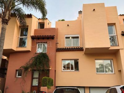 Town House in Condes de Iza, Marbella