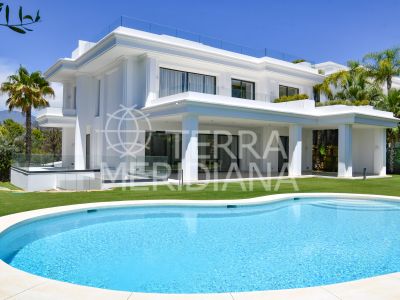 Villa in Las Lomas del Marbella Club, Marbella