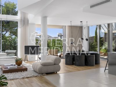 Semi Detached Villa in Sierra Blanca, Marbella