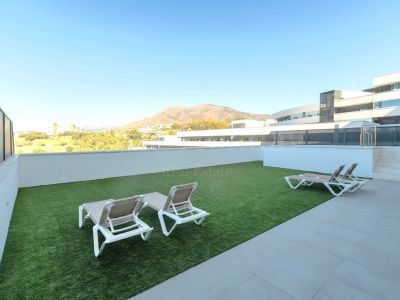 Flat in Avda de Andalucia - Sierra de Estepona, Estepona