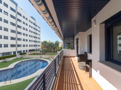 Flat in Estepona Puerto, Estepona