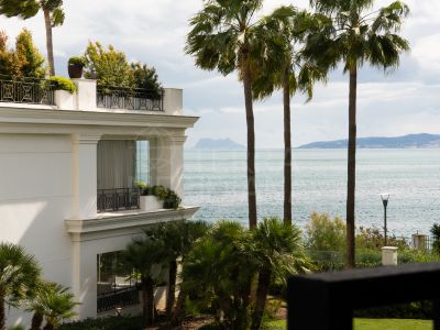 Apartment in Doncella Beach, Estepona