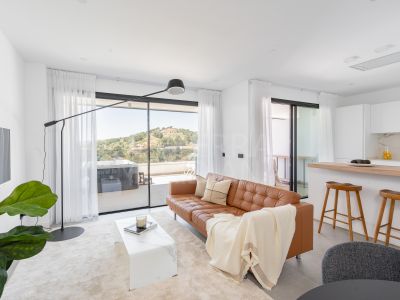 Penthouse in Mirador de Estepona Hills, Estepona