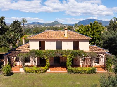 Villa in Paraiso Barronal, Estepona