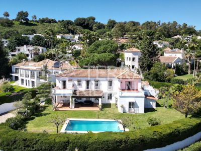 Villa in Las Brisas, Marbella