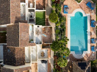 Town House in Los Pinos de Aloha, Marbella