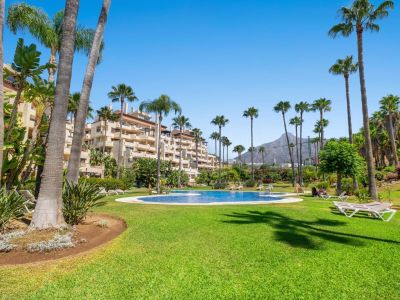 Apartamento Planta Baja en Las Lomas del Marbella Club, Marbella