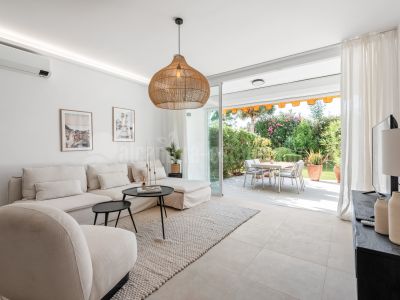 Adosado en Los Algarrobos, Marbella