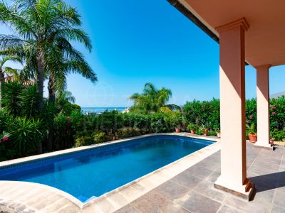Villa in Seghers, Estepona