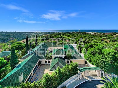 Villa in Rio Real Golf, Marbella