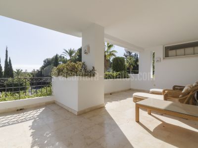 Apartamento Planta Baja en Rio Real, Marbella