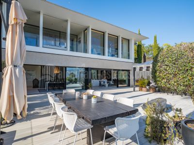 Villa in La Mairena, Marbella