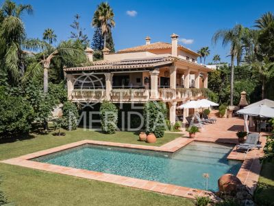 Villa in Los Monteros Playa, Marbella