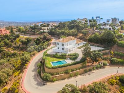 Villa in La Mairena, Marbella
