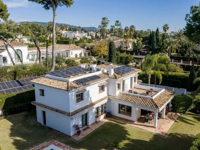 Villa in Los Monteros Playa, Marbella