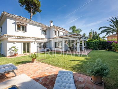 Villa in Los Monteros Playa, Marbella