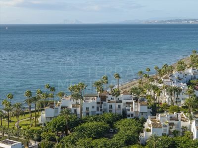 Ground Floor Apartment in Alcazaba Beach, Estepona