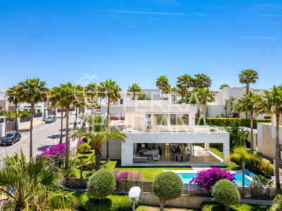 Villa in Rio Real, Marbella