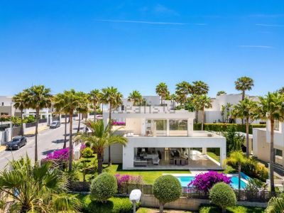 Villa en Rio Real, Marbella