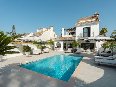 Villa in Parcelas del Golf, Marbella