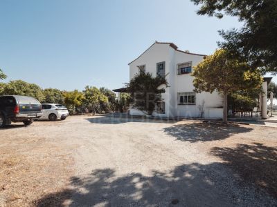 Villa in Estepona