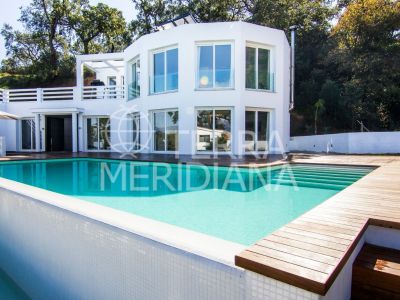 Villa in La Mairena, Marbella
