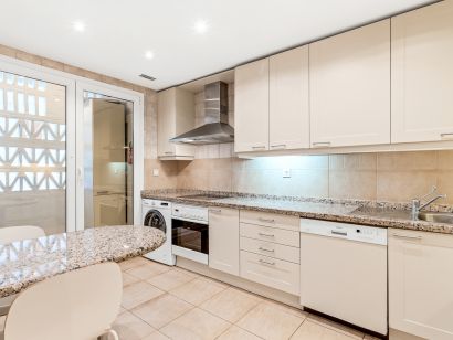 Wohnung zu verkaufen in Beach Side Golden Mile, Marbella Goldene Meile