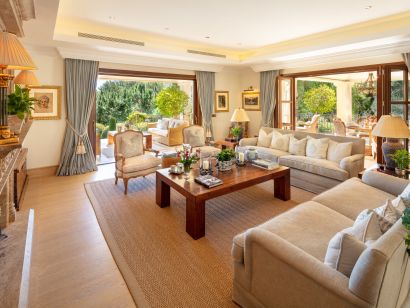 Villa for sale in Marbella Golden Mile