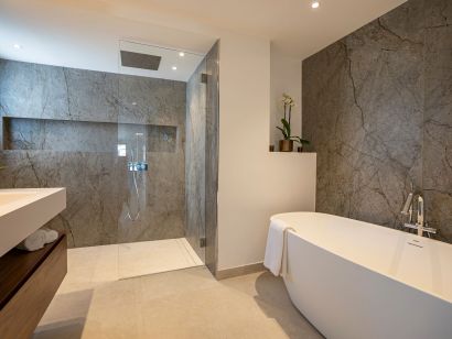 Villa for sale in Nueva Andalucia, Marbella