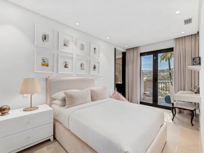 Apartment for sale in La Quinta, Benahavis