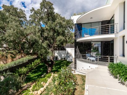 Villa for sale in Elviria, Marbella East