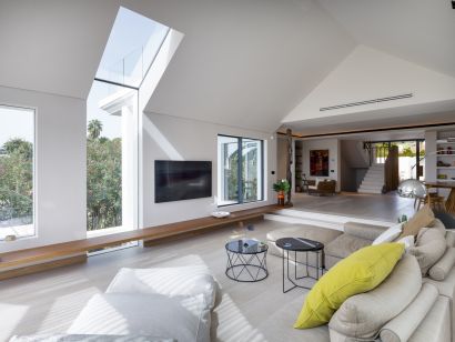 Villa for sale in Nueva Andalucia, Marbella