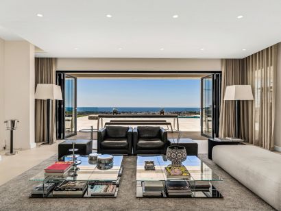 Villa for sale in La Quinta, Benahavis