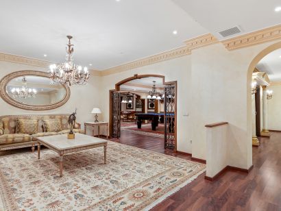 Villa for sale in Nagüeles, Marbella Golden Mile