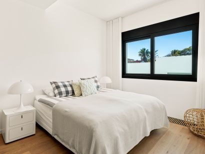 Villa for rent in El Rosario, Marbella East