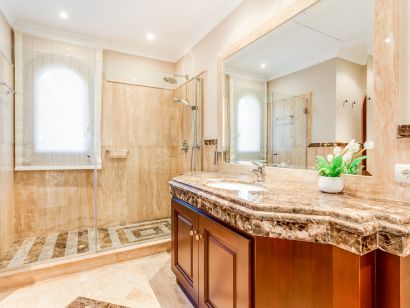 Villa for sale in Guadalmina Baja, San Pedro de Alcantara