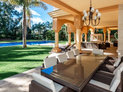 Villa for sale in Guadalmina Baja, San Pedro de Alcantara