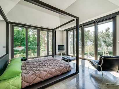 Villa for sale in La Zagaleta, Benahavis