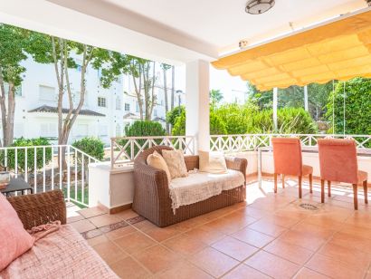 Wohnung zu verkaufen in Rio Real, Marbella Ost