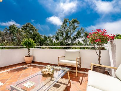 Penthouse for rent in Nagüeles, Marbella Golden Mile
