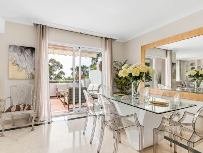 Penthouse for rent in Nagüeles, Marbella Golden Mile