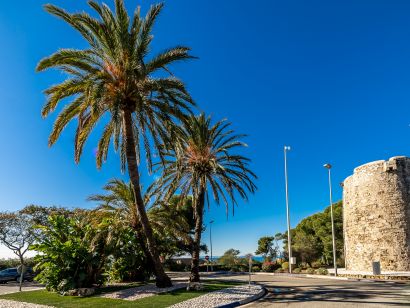 Apartment for sale in Rio Real, Marbella East