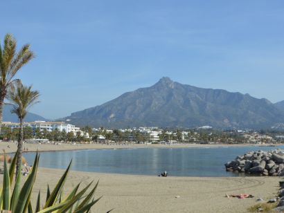 Penthouse for sale in Nueva Andalucia, Marbella