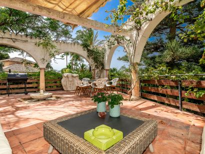 Villa for sale in Los Monteros, Marbella East