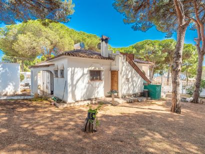 Villa zu verkaufen in Cabopino, Marbella Ost