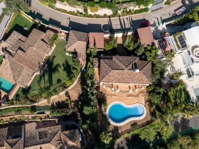 Villa for sale in La Quinta, Benahavis