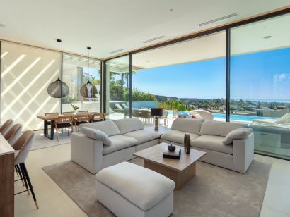 Villa a la venta en Nueva Andalucia, Marbella