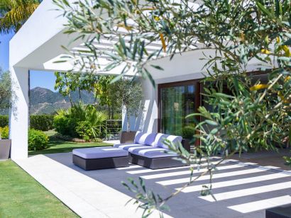 Villa for sale in La Zagaleta, Benahavis